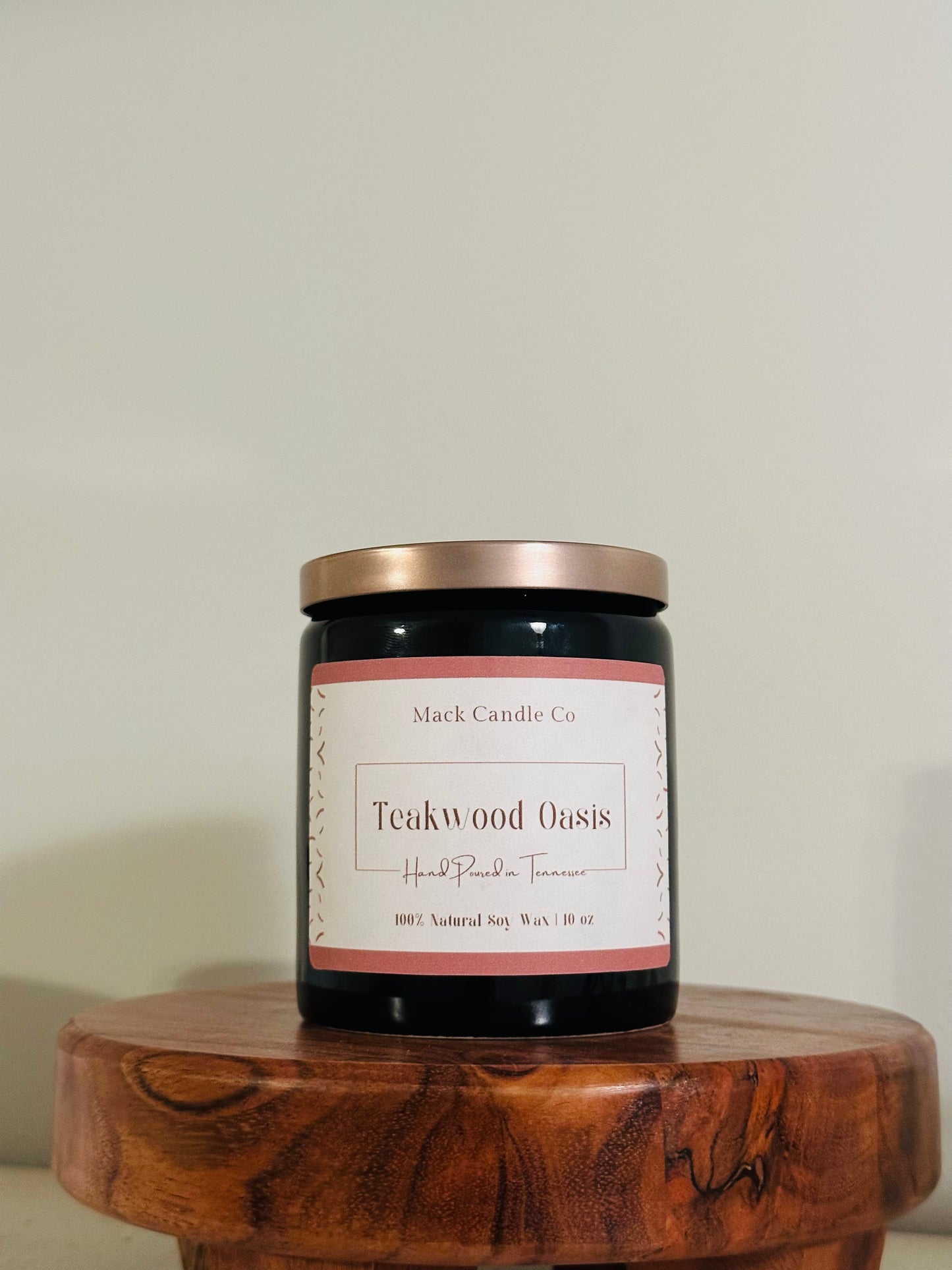 Luxurious Teakwood Oasis is a smell both men and women love. Available in our classic black medium candle made non toxic in small batches. 