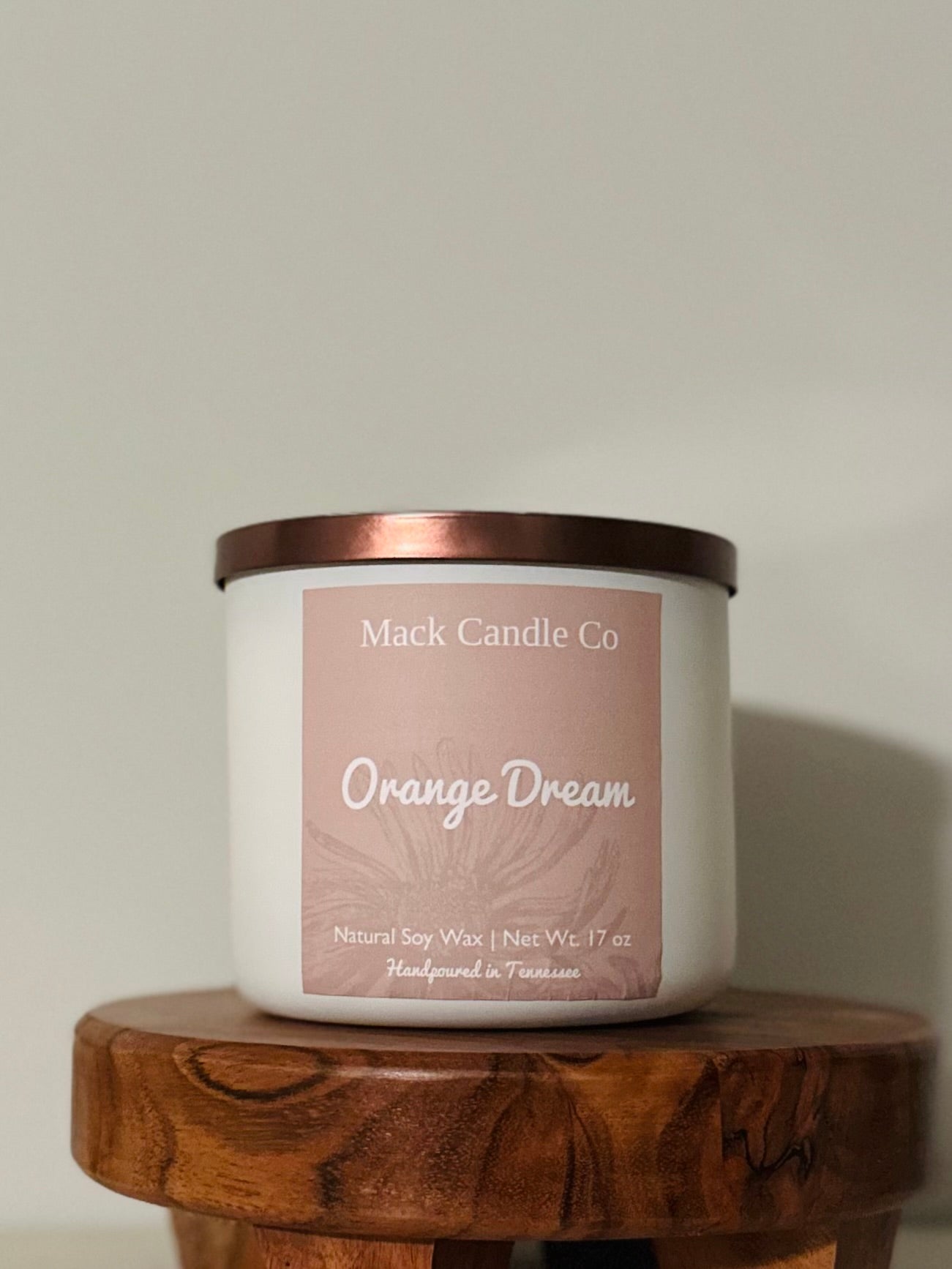 Our beautiful triple wick Orange Dream candle available in our matte white jars. This is a loved nostalgic scent that will fill a living room beautifully. Made non toxic handpoured in small batches. 