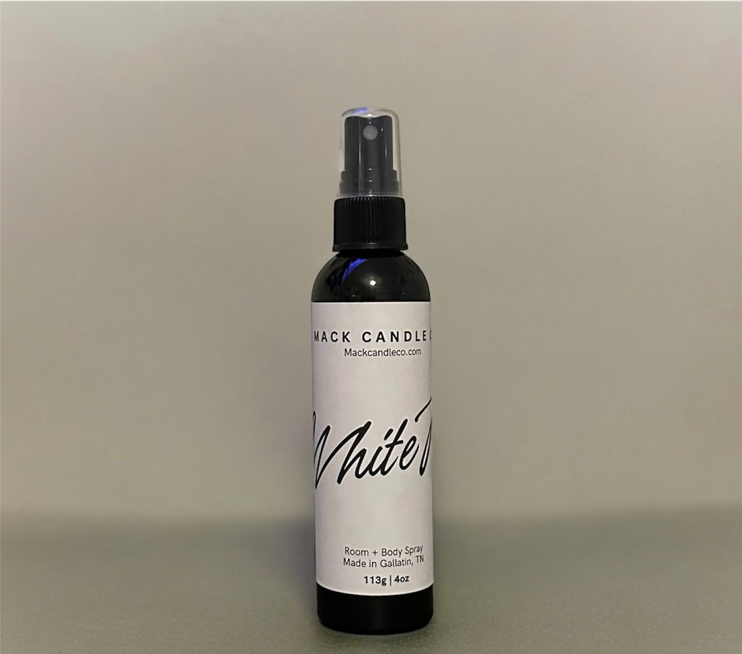 Get our luxurious white tea smell in our room + body spray which is perfect for rooms and bathrooms for a nice refresh, it is also skin safe to be used as a body spray!